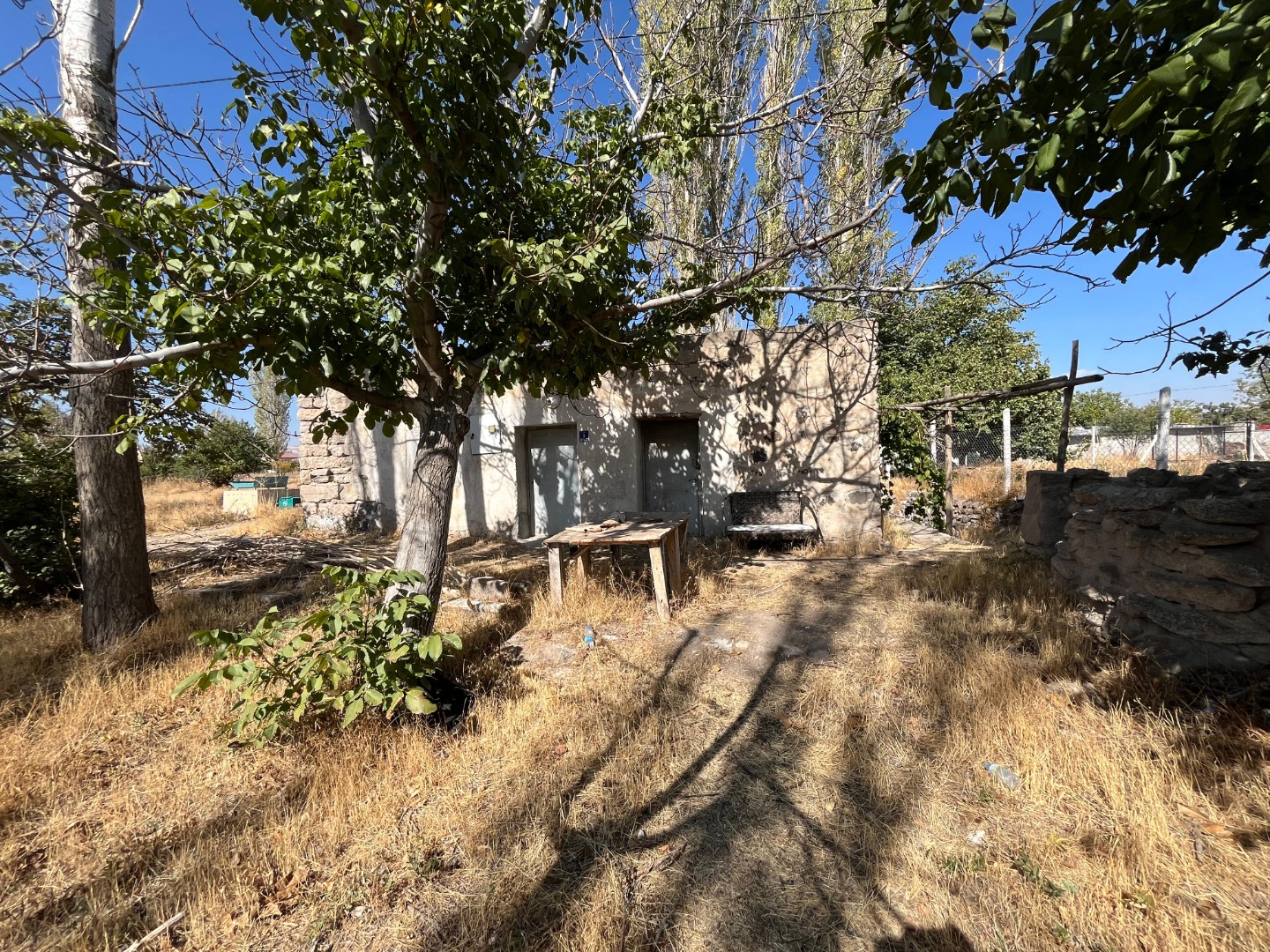 KAYSERİ DEVELİ GÜNEYAŞAĞI MAHALLESİ SUÇIKAN MEVKİİNDE SATILIK ARSA